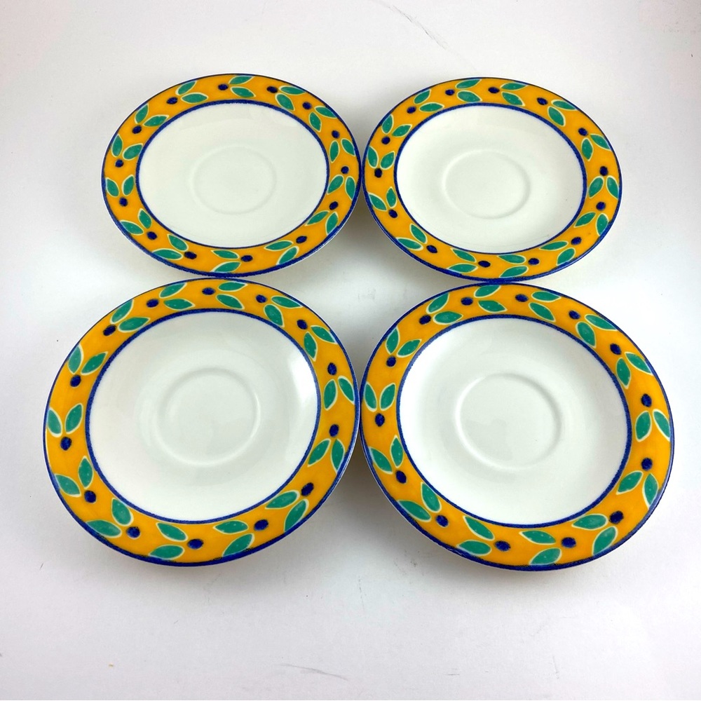 Vintage Doulton Everyday Fine China Saucer Set of 4 Pattern Rio T.C. 1221